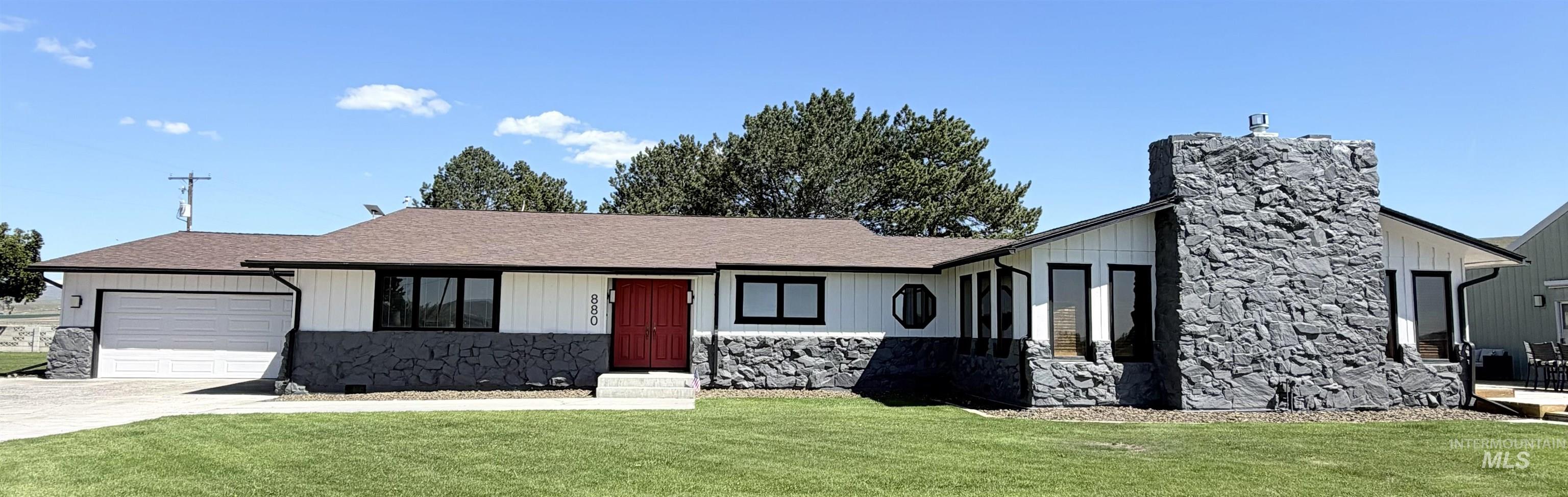 880 Jenkins Creek Rd