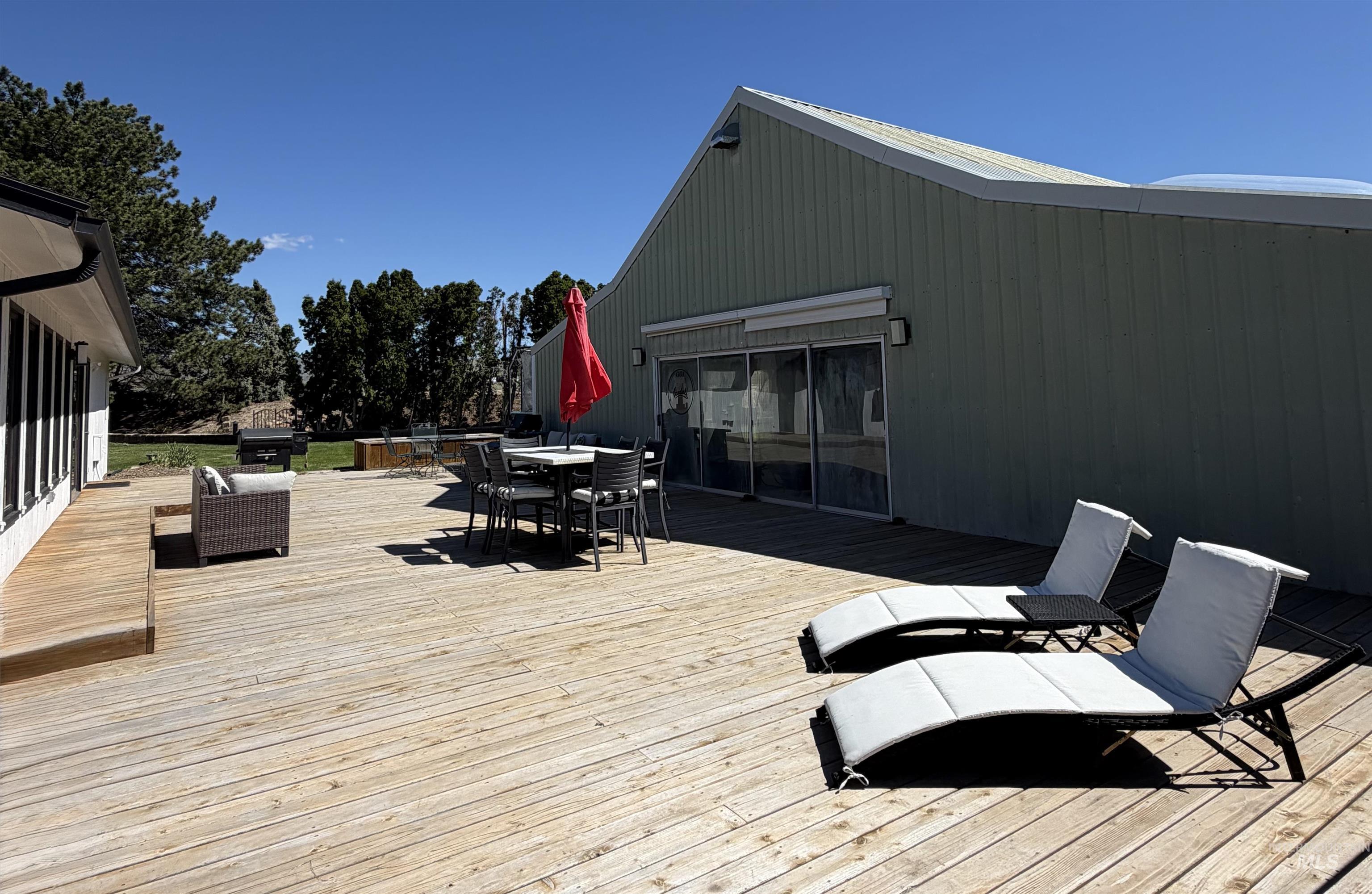 880 Jenkins Creek Rd - Image 33
