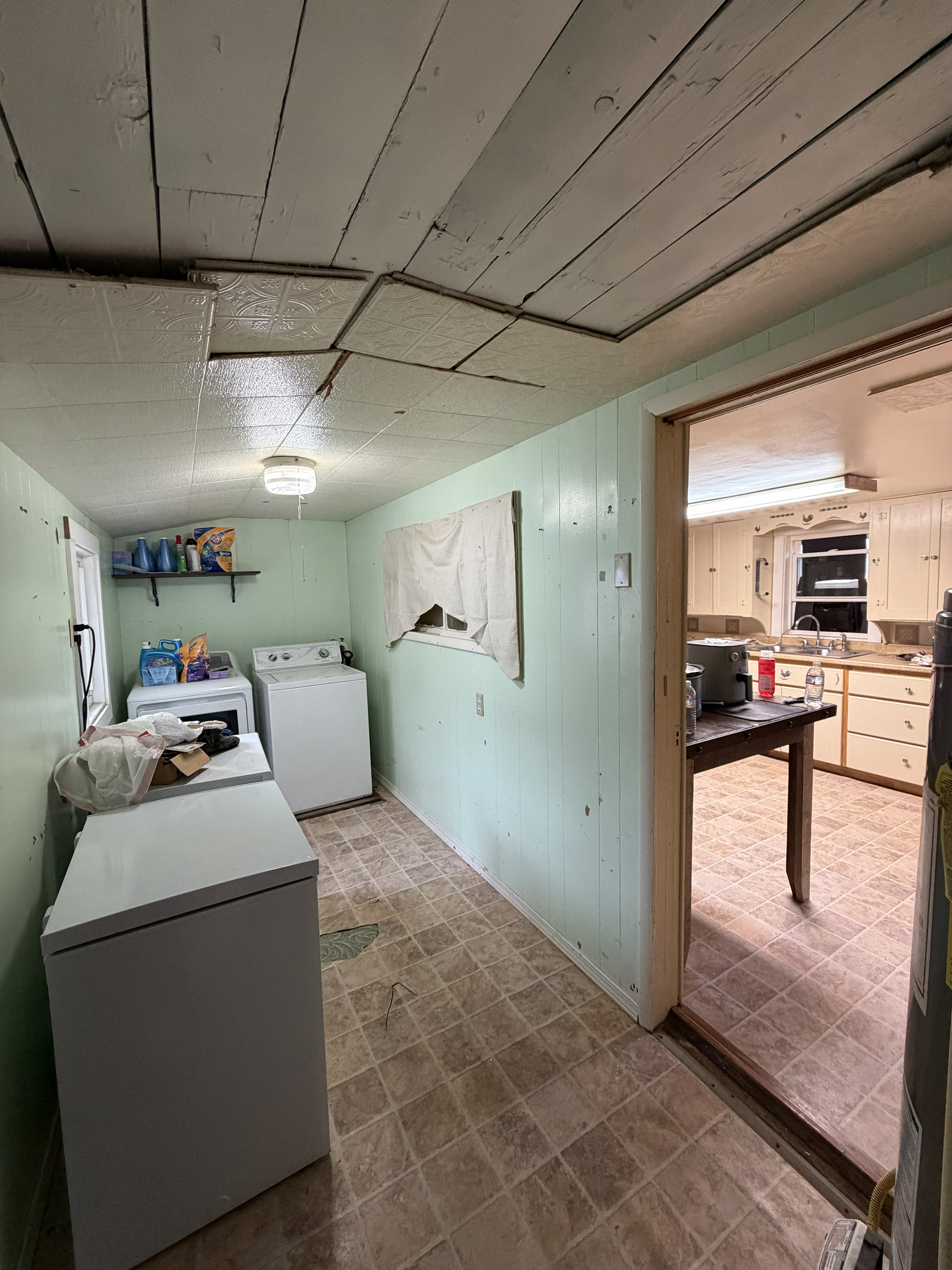 457 E. Galloway - Image 12