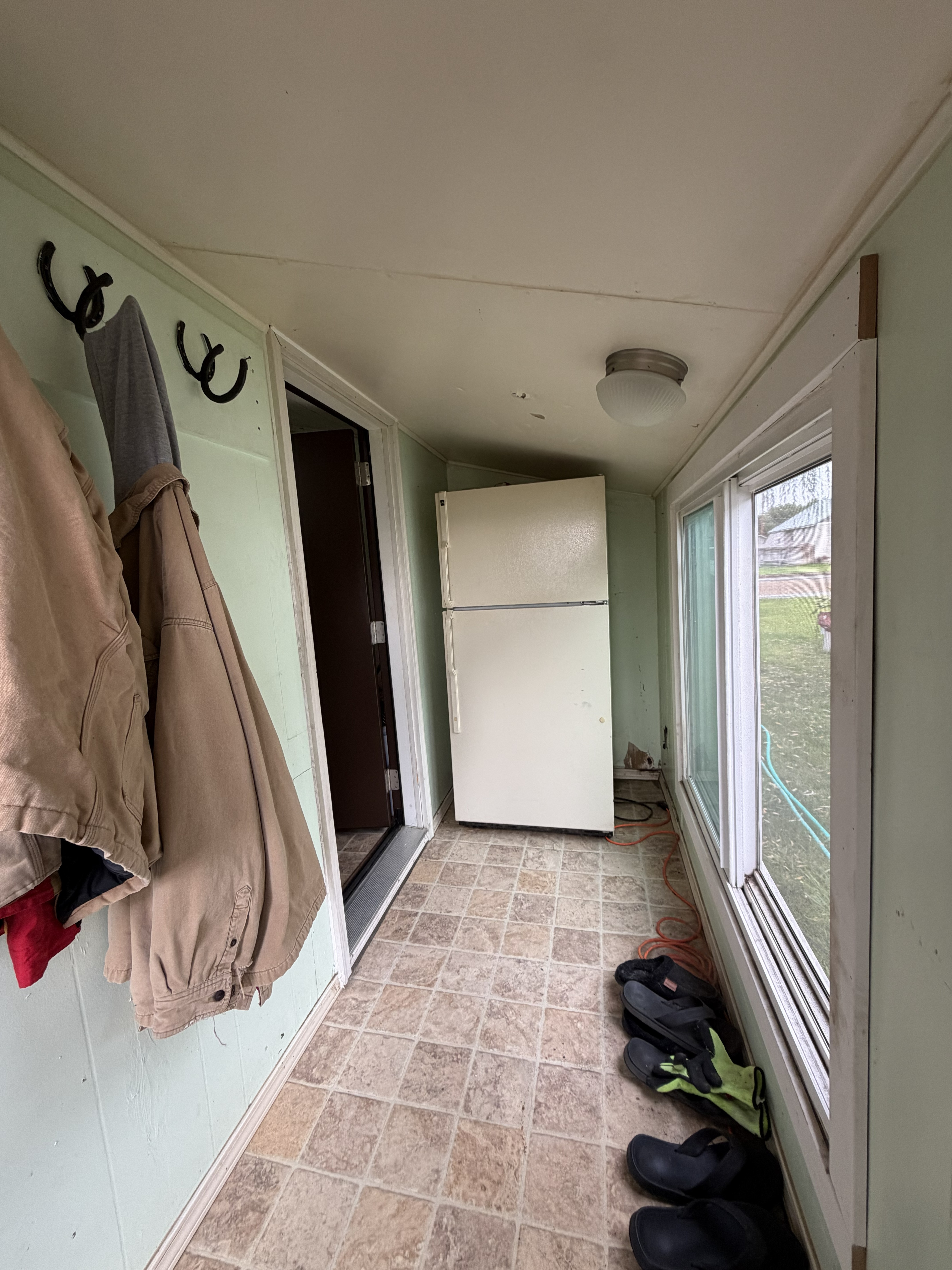 457 E. Galloway - Image 13