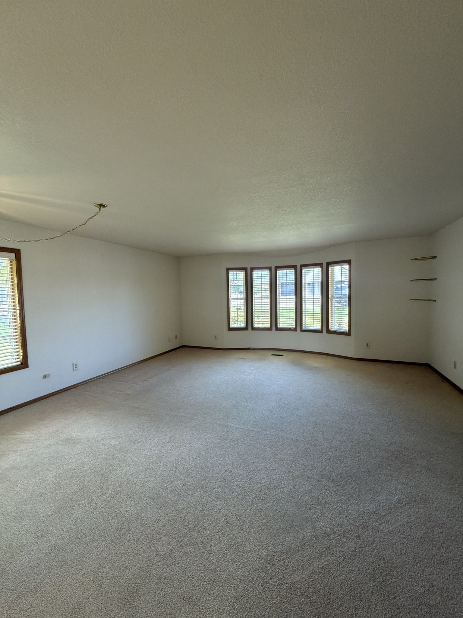 1865 Fairview St - Image 6