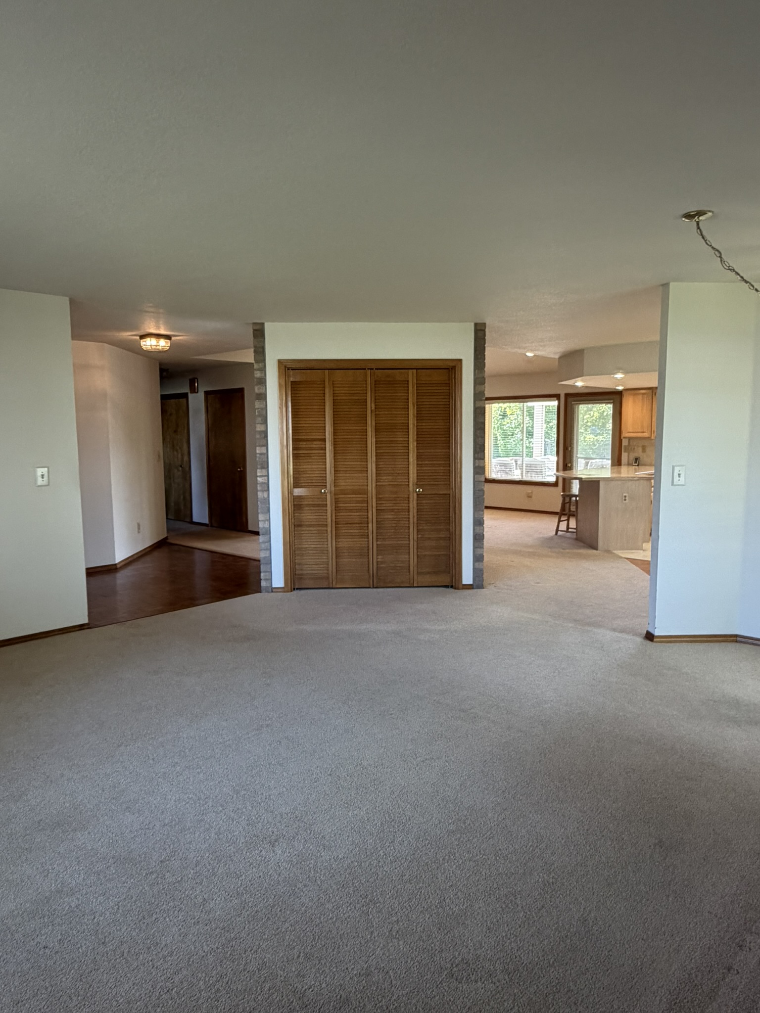 1865 Fairview St - Image 8